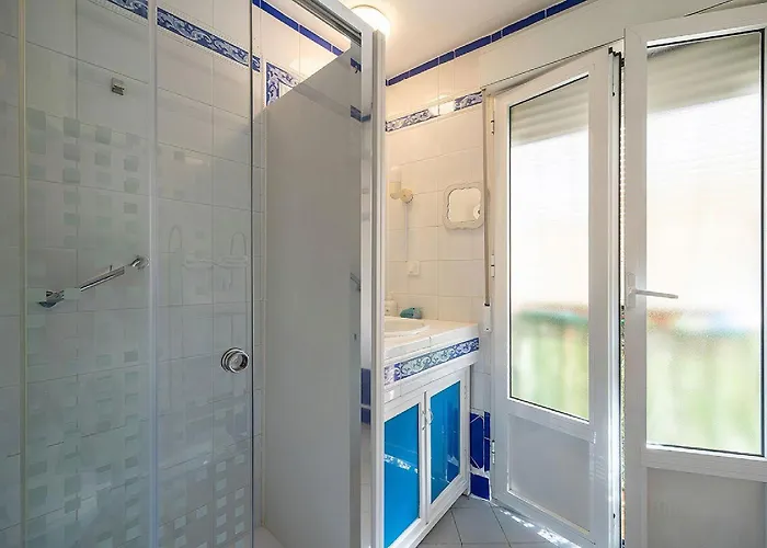 Cozy Retreat With Patio Steps From Alcazar Córdoba