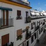 Cozy Retreat With Patio Steps From Alcázar * Córdova