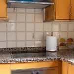 Cozy Retreat With Patio Steps From Alcázar