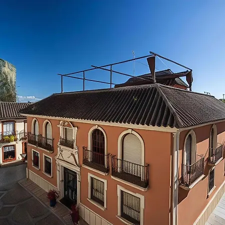 Cozy Retreat With Patio Steps From Alcazar 公寓 *