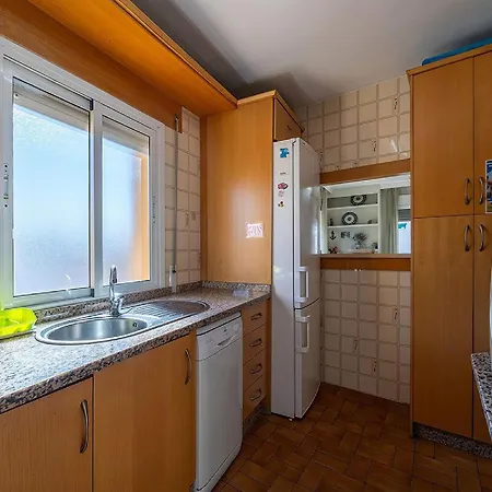 아파트 Cozy Retreat With Patio Steps From Alcazar