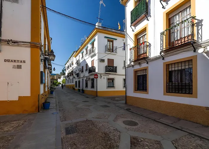 Cozy Retreat With Patio Steps From Alcazar * 코르도바