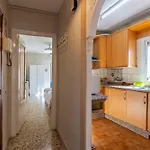 Cozy Retreat With Patio Steps From Alcázar *