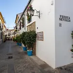 Cozy Retreat With Patio Steps From Alcázar * Córdoba
