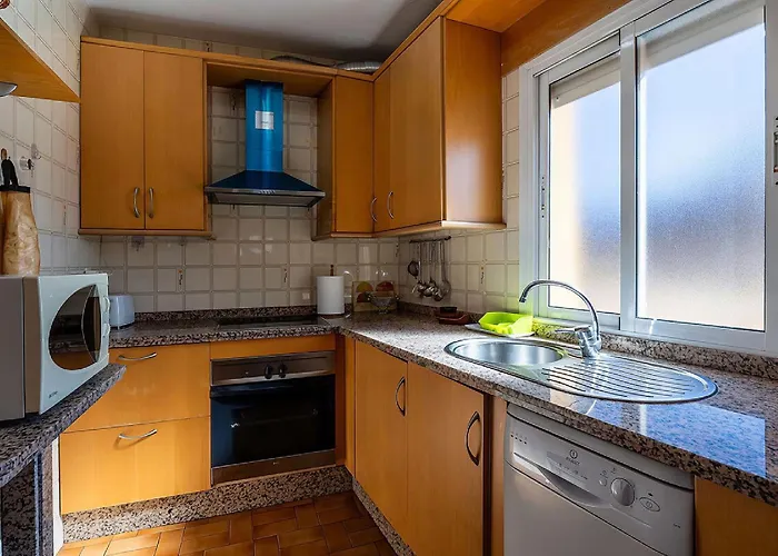 Cozy Retreat With Patio Steps From Alcazar قرطبة